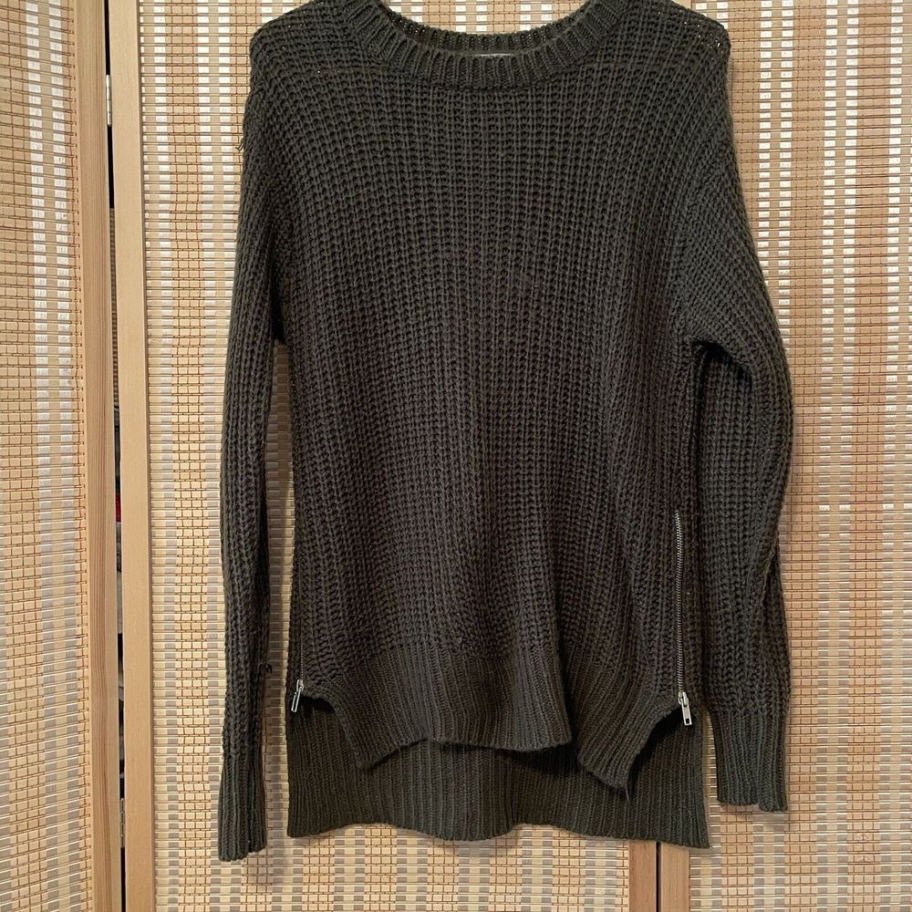 Love Change Italy Womens 14‎ Cable Knit Gray Sweater  Zipper Slit Ribbed Hi Low